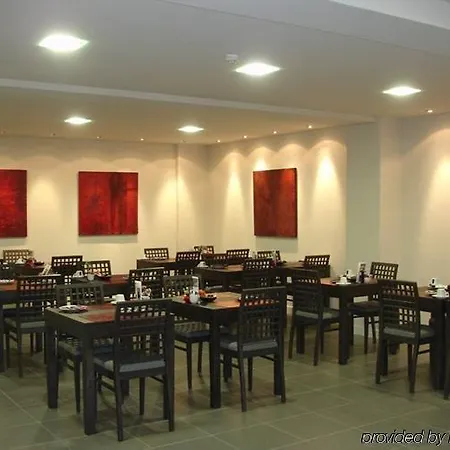 Lisboa Central Park Hotel Suites & Studios 